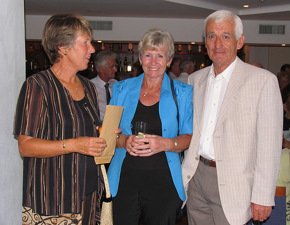 George and Mary Seddon catching up on Boavista news with Liz.